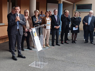 Ministre délégué à l'école du Popey